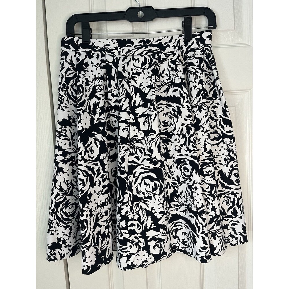 Adrienne Vittadini Mini Floral Skirt Black And White Casual Women Small